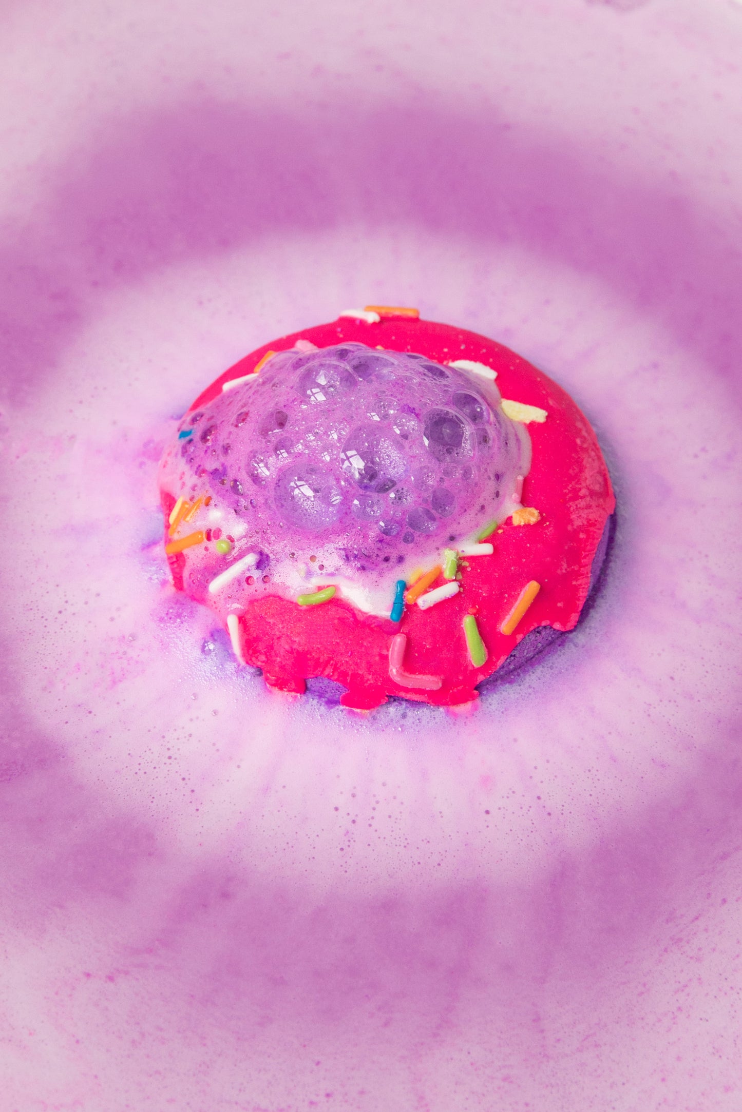 BAMBOO LOTUS DONUT BATHBOMB
